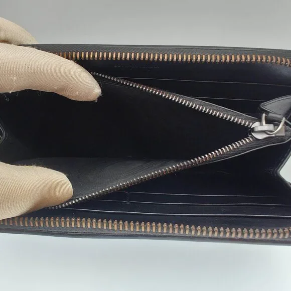 Bottega Veneta Intrecciato Leather Zip Long Wallet - Picture 8 of 11